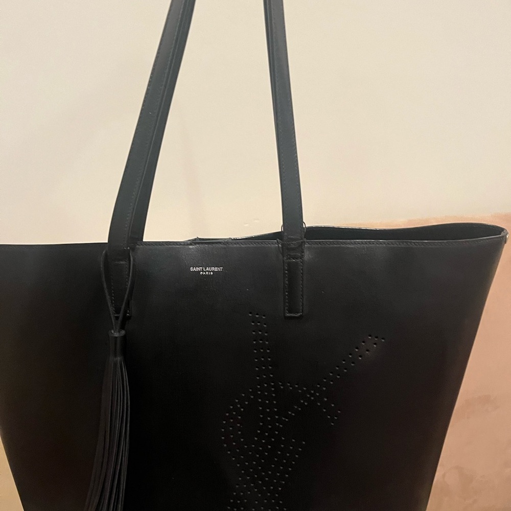 Saint Laurent Black Leather Tote with Tassel, and attached wallet , authentic - Picture 3 of 17